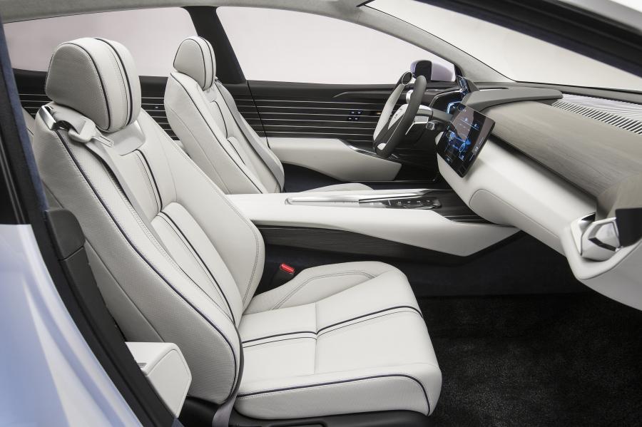  Honda FCV Concept 2014 года  (фото 27 из 38)